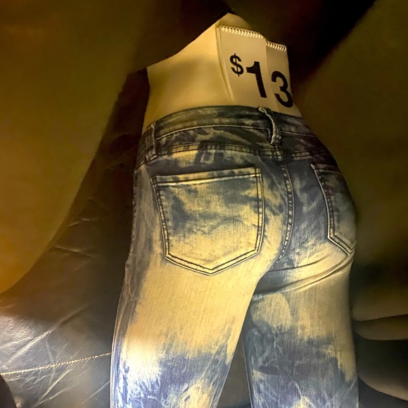 Women’s YMI brand JEANS skinny jegging stretchy comfy white washed cool tie dye - Picture 2 of 7